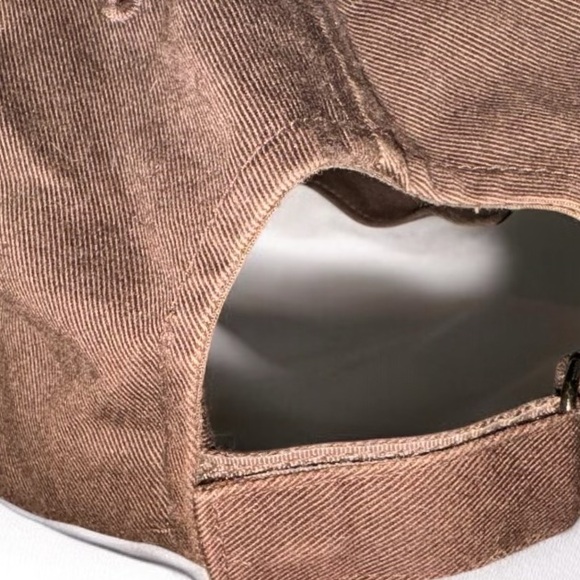 Vintage GAP hat, Brown with Blue logo - Picture 5 of 5